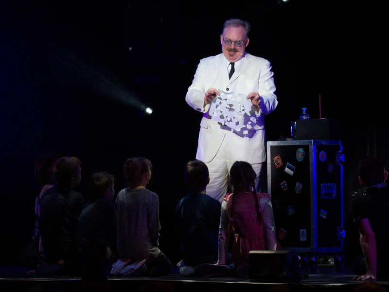 Kevin James von The Illusionists in der Samsung Hall © Marcel Kaul